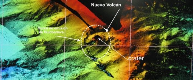 Un buque científico logra captar las primeras fotografías del volcán de El Hierro y descubre que  tiene un cráter de 120 metros de ancho