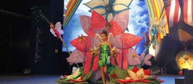 Ana Tarajano, con la fantasía "Campanilla", se proclama Reina Infantil del Carnaval de Arrecife