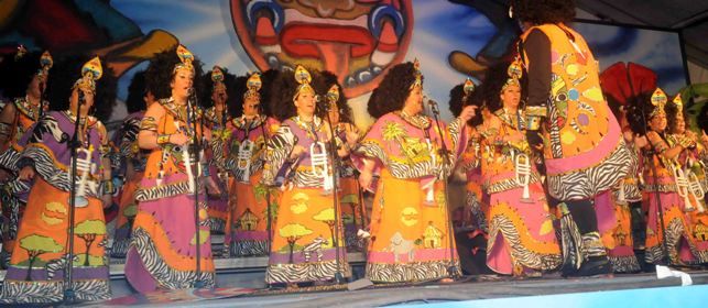 San Bartolomé dio inició a su Carnaval, con la música y el ritmo de las agrupaciones del municipio