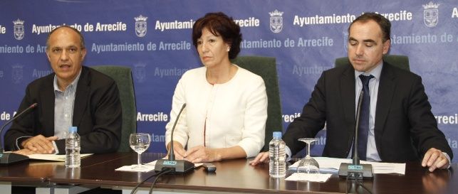 Inés Rojas se compromete a mantener la partida de 120.000 euros para la rehabilitación de la Casa de la Cultura "Agustín de la Hoz"