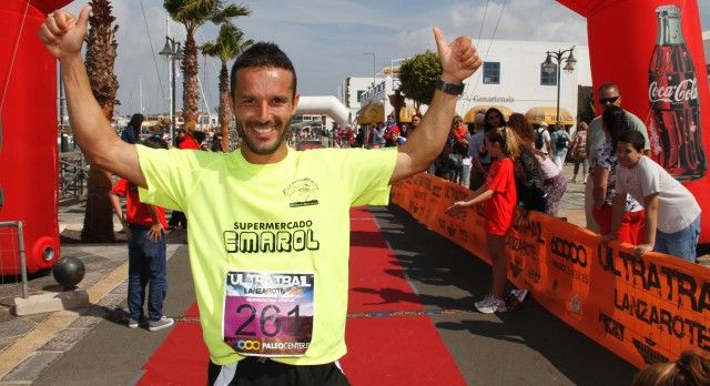 Jachinson Hernández, vencedor de la modalidad de media maratón de la Lavatrail