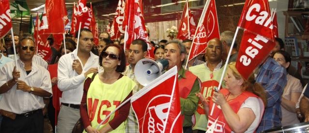 UGT y CCOO cifran en más de un 65 por ciento el seguimiento de la huelga en Lanzarote, sobre todo de la mano del sector público