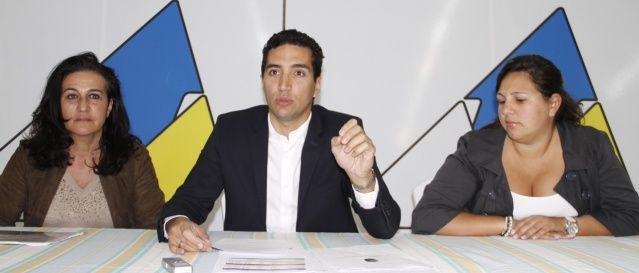 Leonardo Rodríguez: El Plan de Ajuste de Yaiza no es para recortar gastos, sino para asegurar los sueldos a los concejales