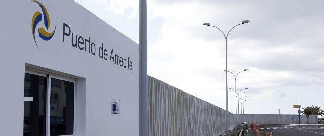 Alternativa solicita a la Autoridad Portuaria el derribo del muro de Puerto de Naos, que "oculta nuestros valores paisajísticos"