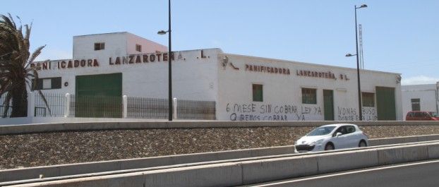 Los trabajadores de Panificadora Lanzaroteña inician una huelga indefinida por el impago de sus salarios desde hace cinco meses