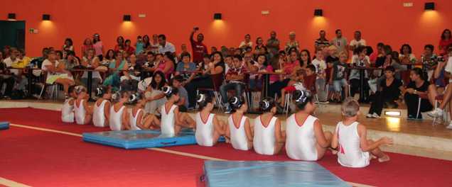 La Escuela de Gimnasia de Yaiza finaliza el curso con una exhibición