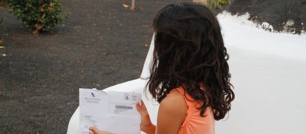 Una lanzaroteña de 9 años recibe un borrador de la declaración de la Renta: No nos llegó ni a su padre ni a mí, y se lo mandan a la niña