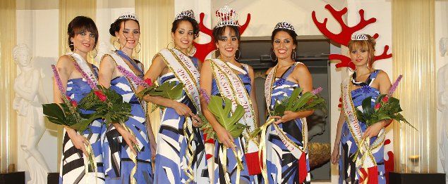 Yadira Betancort se convierte en Miss Tinajo 2012 en las fiestas de Regla en La Vegueta