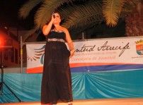 La lanzaroteña Almudena Hernández presentó Locura, el tema con el que competirá en el Festival Internacional de la Canción de Miami