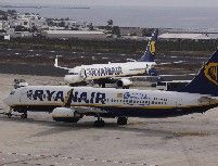 Un avión de Ryanair que cubría la ruta Madrid-Gran Canaria sufre una despresurización de cabina poco después de despegar