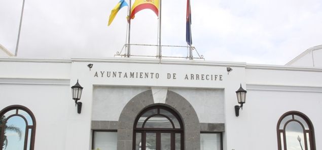 El Ayuntamiento de Arrecife instala la huella digital para controlar el horario del personal