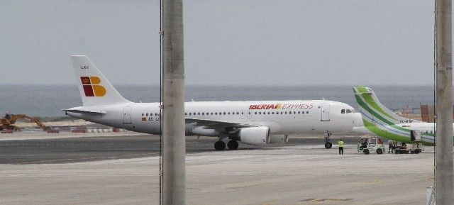 Iberia suspende parcialmente la ruta Madrid-Lanzarote a partir del 20 de noviembre