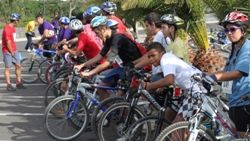 1.600 jóvenes participan este viernes en el Triatlón IES Yaiza