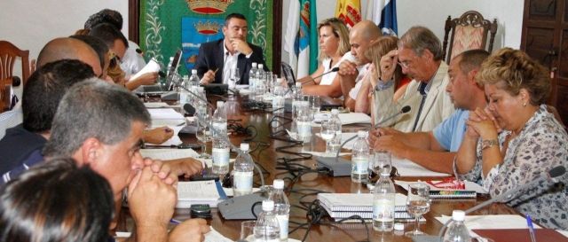 El PIL denuncia que la empresa de un afiliado de CC que mantendrá los parques de Arrecife también fue contratada en Teguise