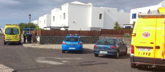 Encuentran el cuerpo sin vida de un hombre en la habitación de una vivienda de Playa Blanca