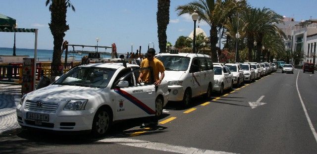 El Ayuntamiento quiere peatonalizar la avenida marítima de Arrecife:"Ha estado demasiado tiempo secuestrada por los vehículos