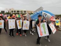 Los alumnos del colegio Capellanía del Yágabo celebraron su particular pasacalle de Carnaval