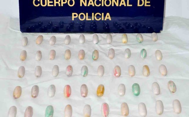 Detienen en el aeropuerto de Guacimeta a un "mulero" que llevaba 612 gramos de cocaína dentro de su cuerpo