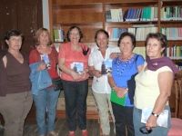 La Biblioteca de Teguise se quedó pequeña para acoger la presentación del libro de coplas de María Isabel Rodríguez