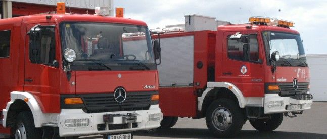 Una mujer es trasladada al hospital tras intentar apagar un incendio en su vivienda de Arrecife