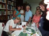 La Biblioteca Municipal de Teguise acogió la presentación de la segunda edición del libro Mujer y Cultura en Canarias
