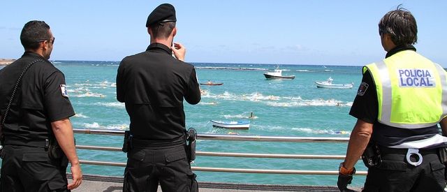 Intersindical Canaria denuncia la reducción de horario de la Policía Local de Arrecife en verano y tacha al grupo de gobierno de irresponsable