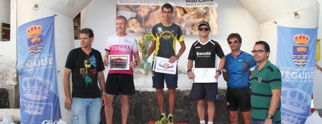 Francisco García Viñoly y Goretti Pérez, ganadores de la Carrera Solidaria Tahíche