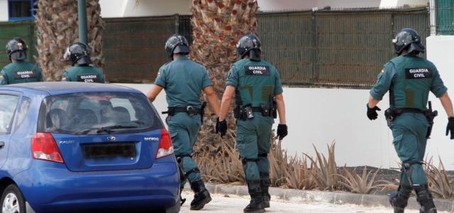 La Guardia Civil detiene a una familia en una espectacular operación para esclarecer una oleada de robos en comercios de Costa Teguise