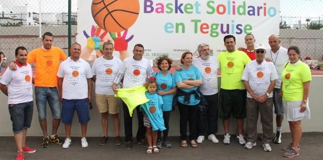 Ciento cincuenta camisetas vendidas y 100 libros recogidos en el I Basket Solidario Teguise 2013
