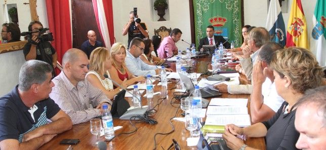 El PIL denuncia que el Plan General de Teguise se aprobó pese a que había un informe condicionado del arquitecto municipal