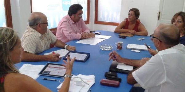 El PP presentará mociones en las instituciones para exigir más farmacias en la isla