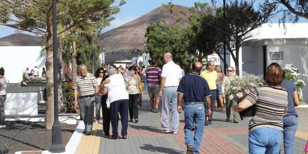 Lanzarote celebrará misas y abrirá sus cementerios para celebrar el Día de Todos Los Santos