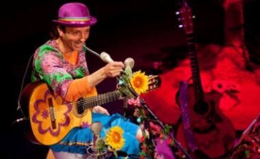 Arístides Moreno aterriza en Lanzarote con su gira "Alerta Lila", exclusiva para teatros