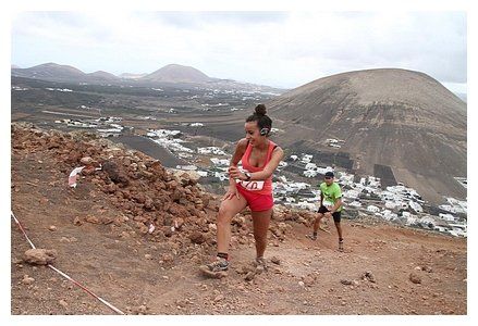 Alberto Peláez y Belinda Guillén, vencedores de la III Vertical Montaña Blanca