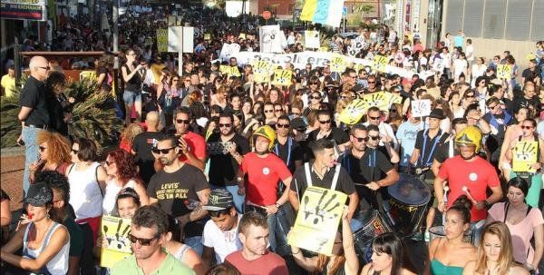 Lanzarote vuelve a hacer historia para gritar No a las prospecciones