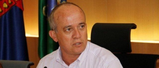El alcalde de Tías niega "presiones", pero sí admite que el hermano de Soria le pidió que se reuniera con una empresa