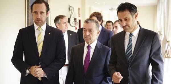 Rivero visita Baleares y anuncia un recurso en el Tribunal Constitucional contra el fallo sobre las prospecciones