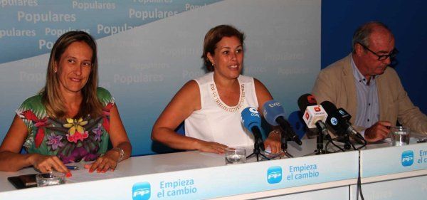 Diputados del PP acuden al Molina Orosa en busca de documentación, ante la situación "insostenible" de las listas de espera
