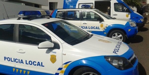 Vehículos de la Policía Local de Tías