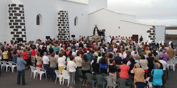 La comunidad cristiana celebró el Día del Volcán en Mancha Blanca