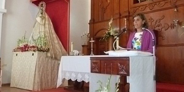El pregón de Nieves Hernández Díaz dio comienzo a las fiestas de Nuestra Señora de las Nieves en Teguise