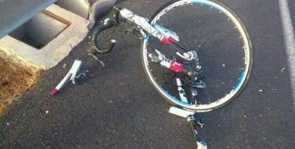 La Guardia Civil busca al conductor que ha herido a un ciclista y ha abandonado el lugar del accidente