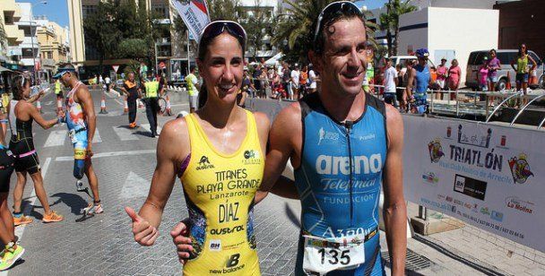Alejandro Santamaría y Patricia Díaz, ganadores del XXII Triatlón Real Club Náutico de Arrecife