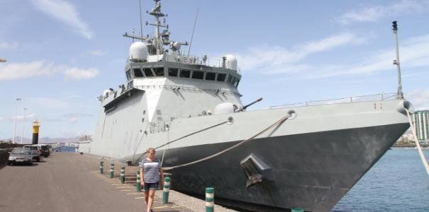 El buque de acción marítima Tornado recala en Arrecife