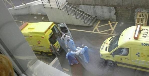 Los resultados de la primera analítica al paciente de Tenerife dan negativo en ébola