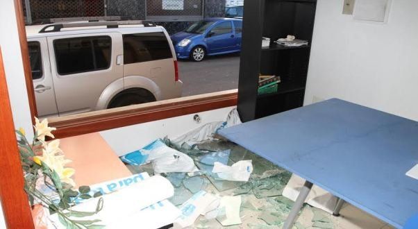 Nueva Canarias condena los ataques vandálicos sufridos por la sede del PP