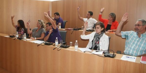 Gustavo Cruz pide a Antimo Valiente que entregue su acta de concejal por el daño que le ha causado al PSOE