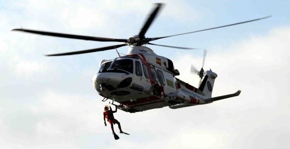 Evacúan en helicóptero a Lanzarote a un tripulante que sufría problemas cardiacos