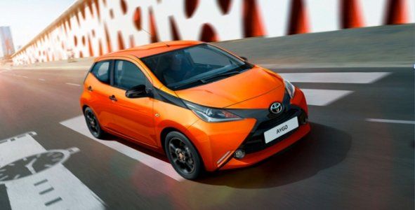 Automóviles Lanzarote entrega la primera unidad de la nueva línea de Toyota Aygo