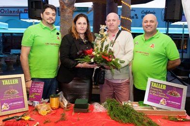 Música, magia y mucho colorido en el primer mercadillo Huellas de Navidad en Costa Teguise